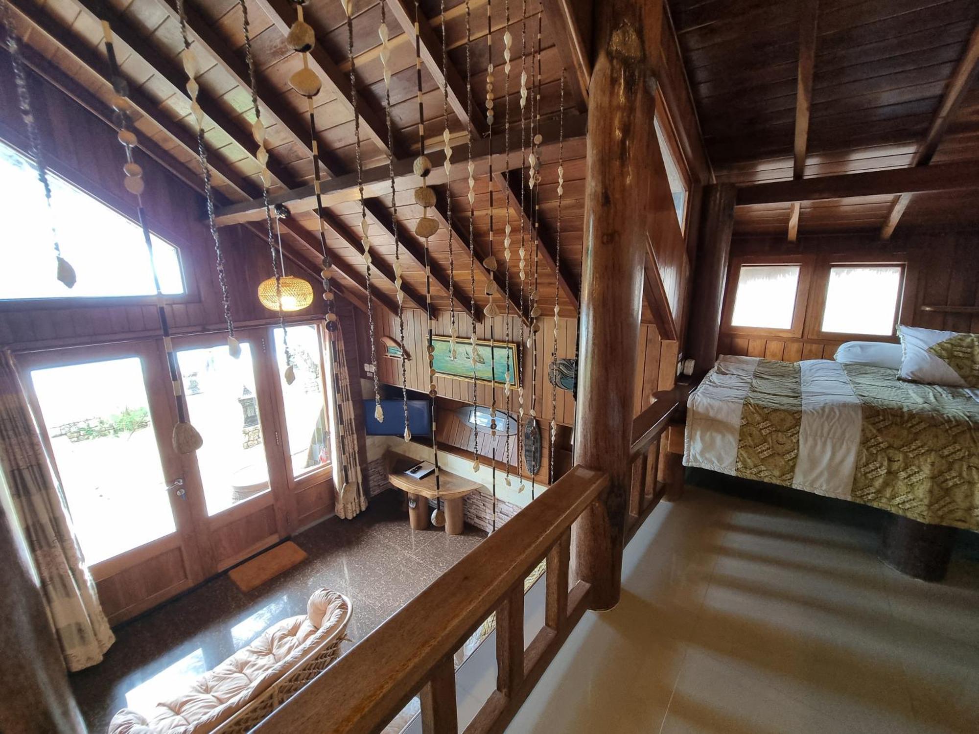 Istana Ombak Eco Resort Pacitan Luaran gambar