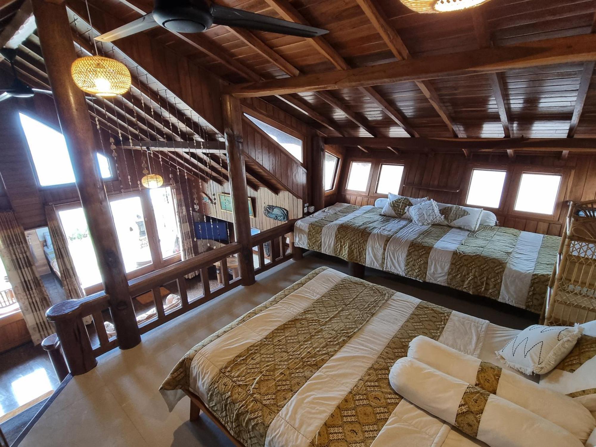 Istana Ombak Eco Resort Pacitan Luaran gambar
