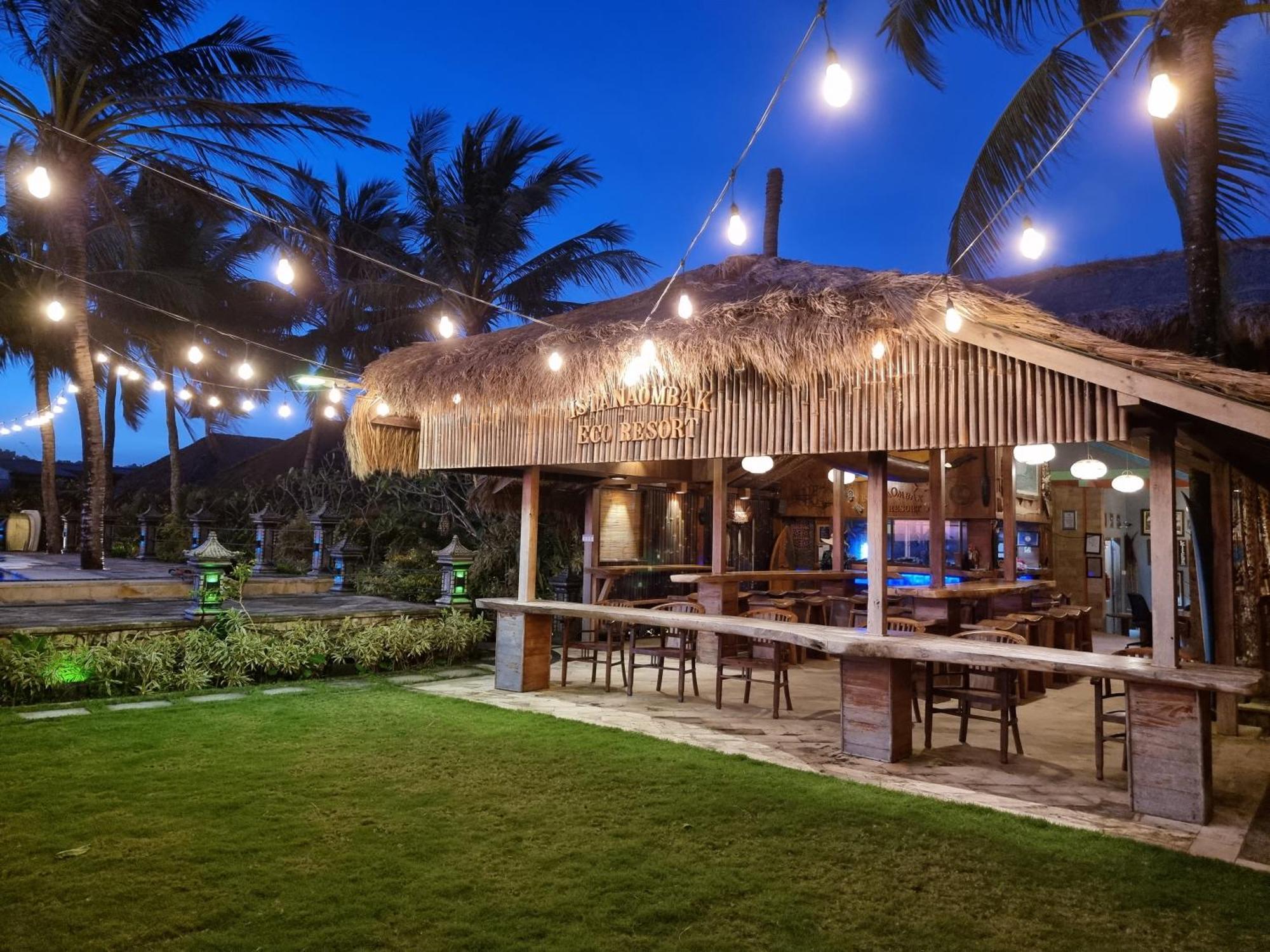 Istana Ombak Eco Resort Pacitan Luaran gambar
