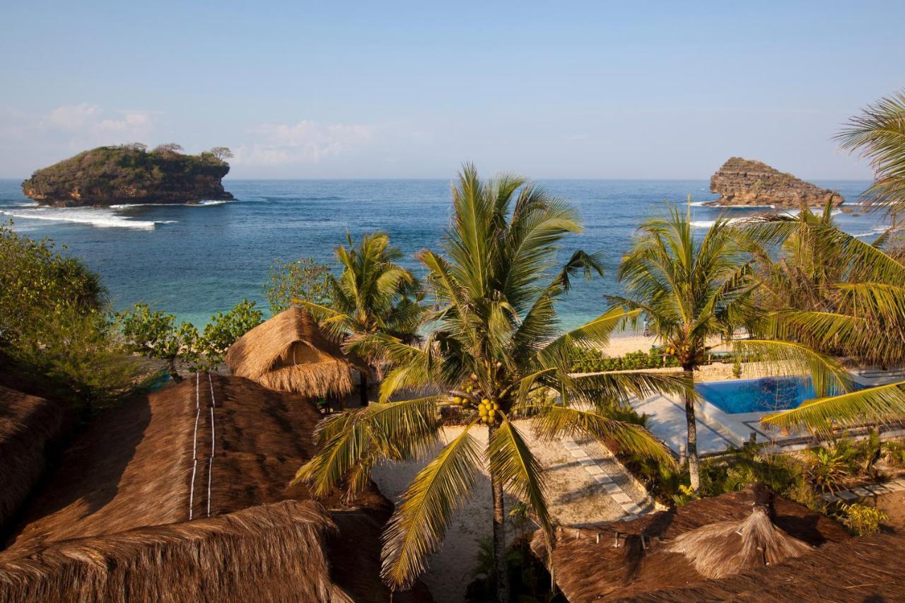 Istana Ombak Eco Resort Pacitan Luaran gambar